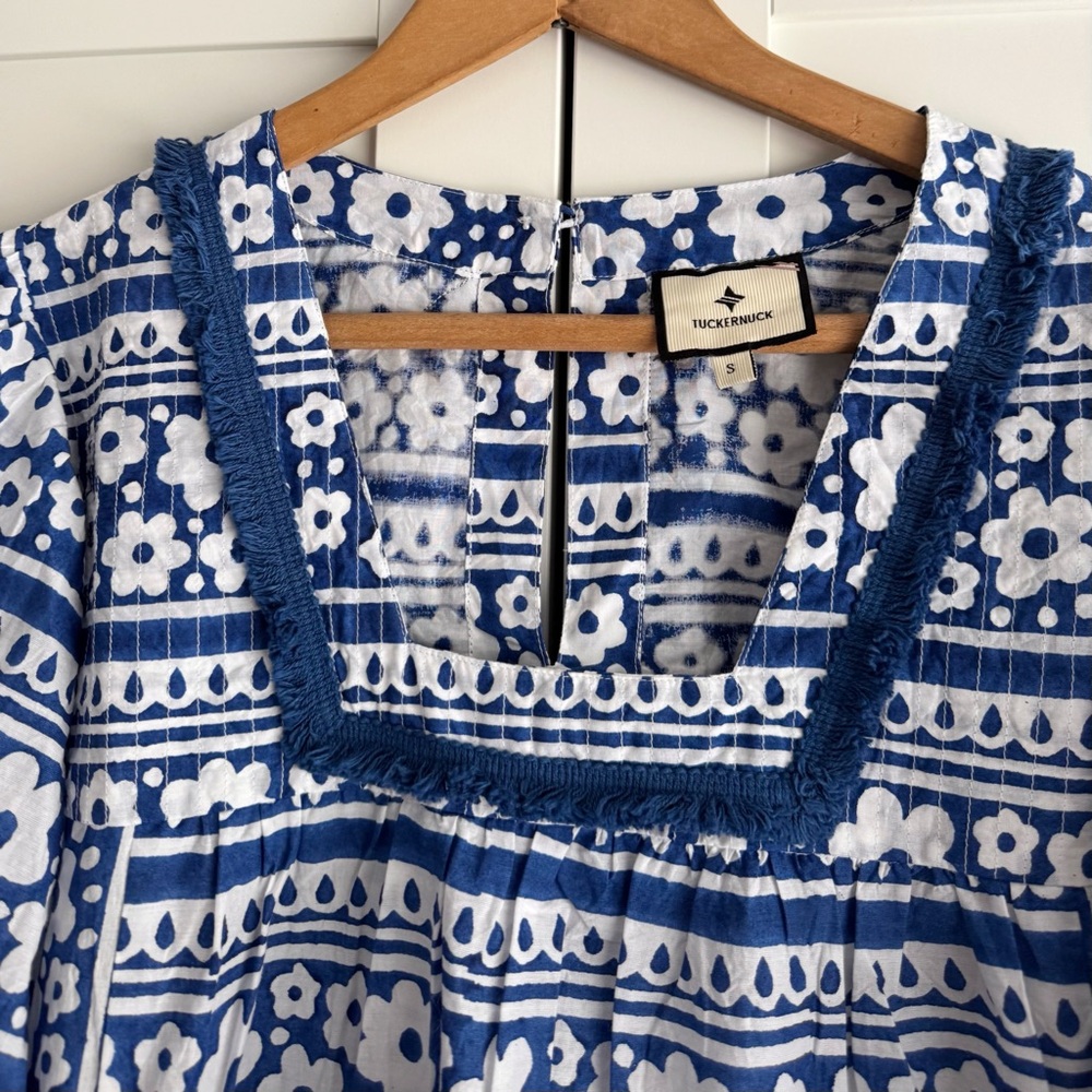 Tuckernuck Catalans Coverup Dress Petal Paradis Blue White Floral - Picture 4 of 7